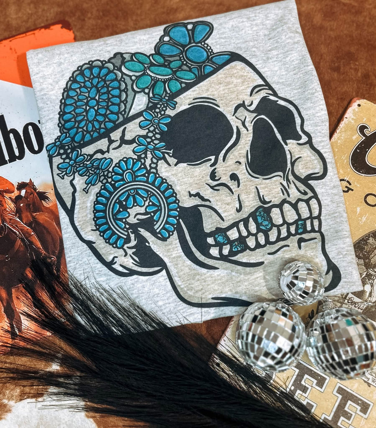 Turq skull teeth Tee