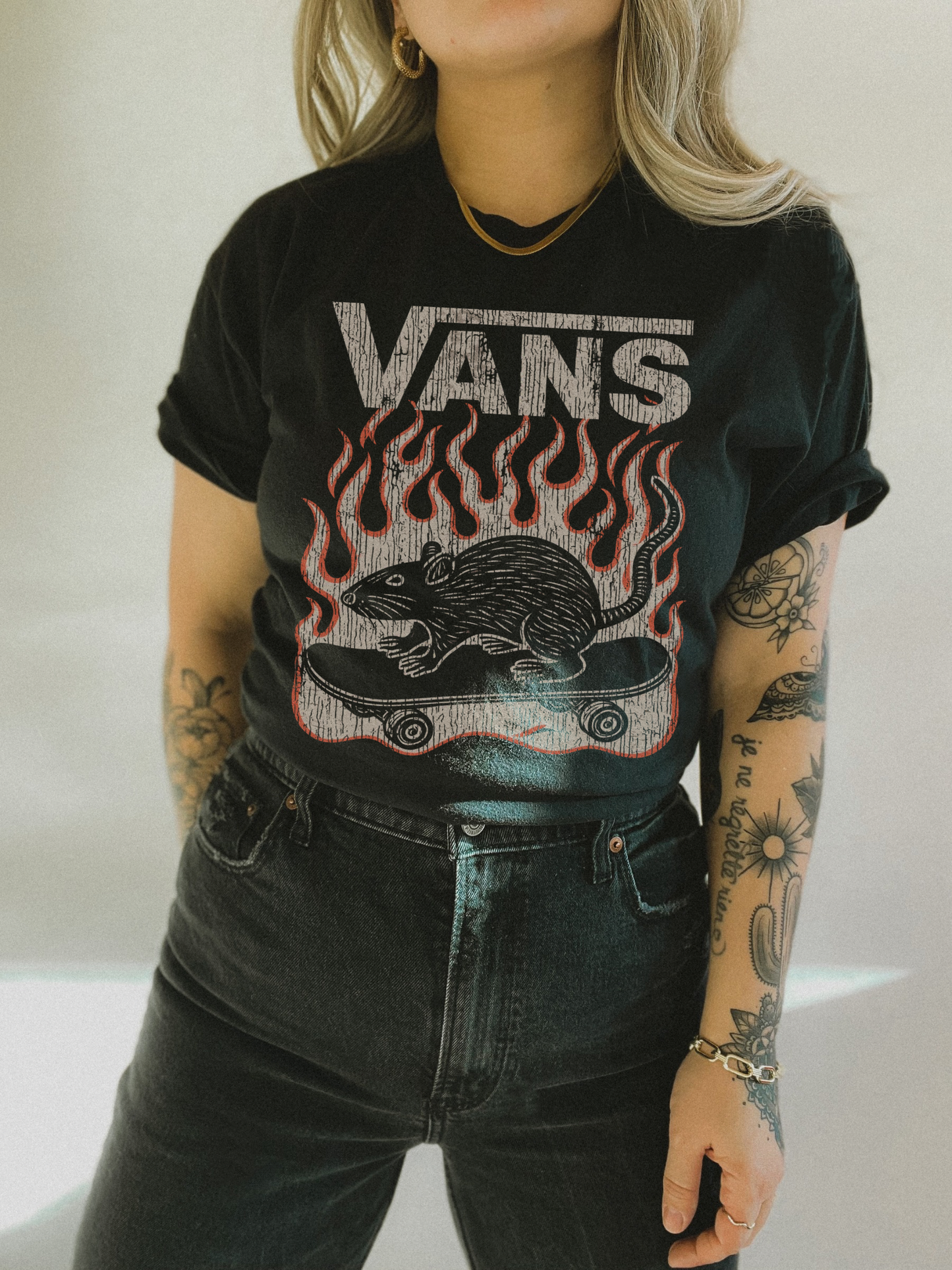 Off the wall tee