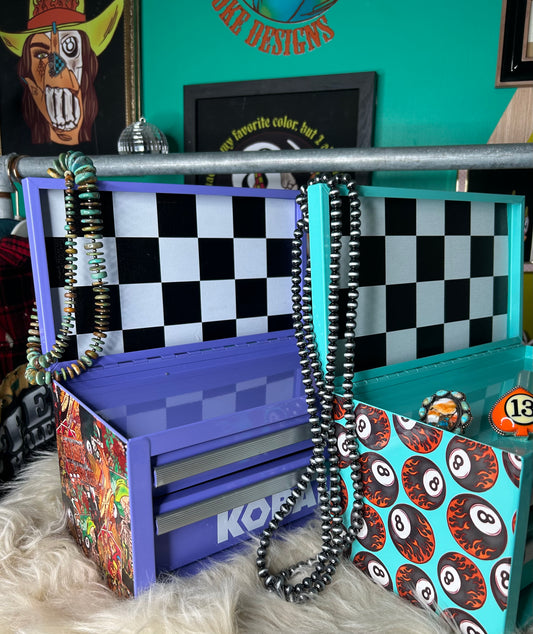 Chalky mint 8balls Toolbox