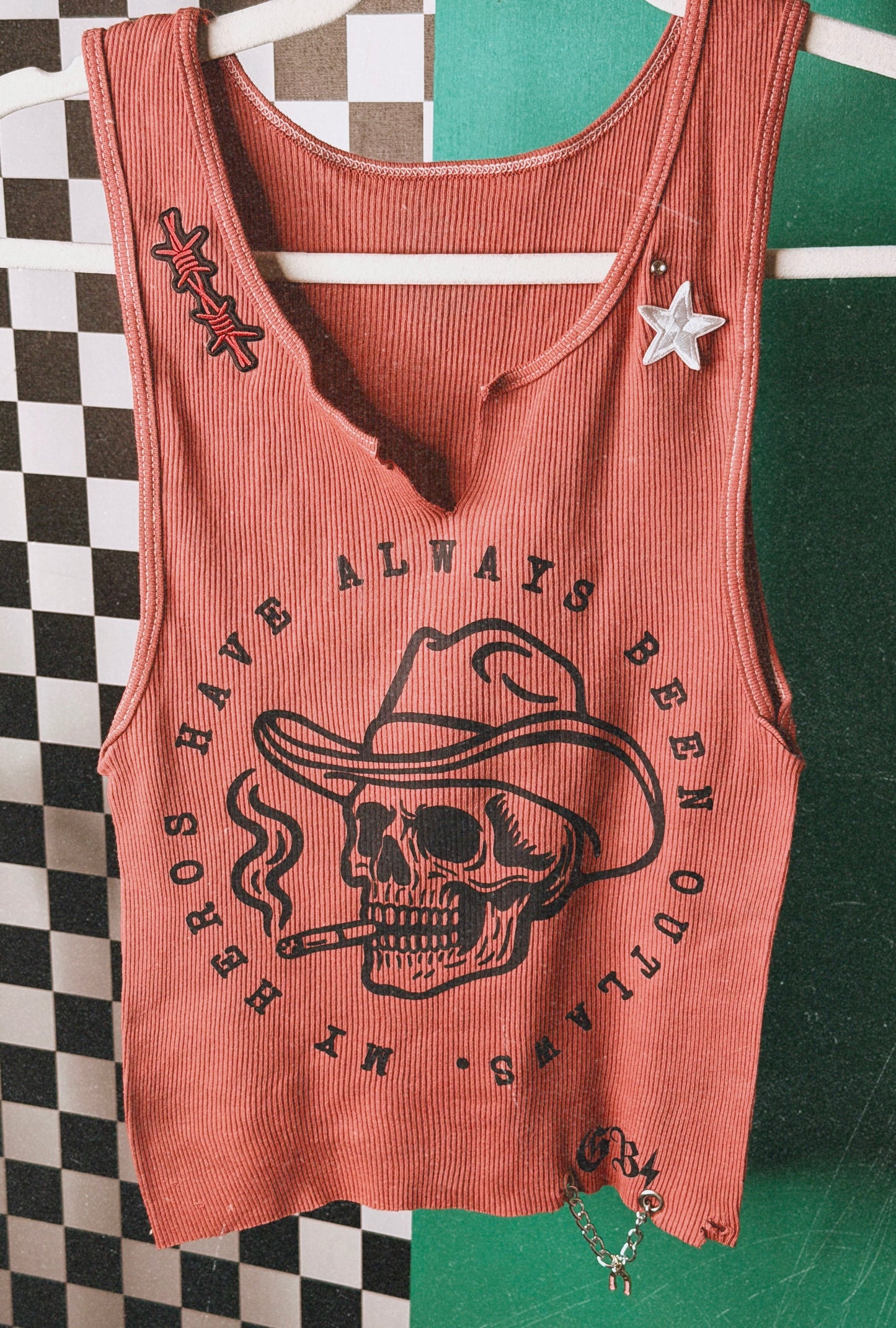 Hero’s have always been Outlaws Tank-size medium