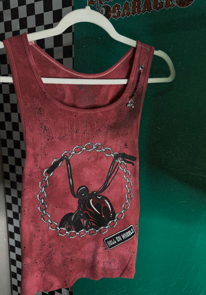 Hell on Wheels custom tank -2x
