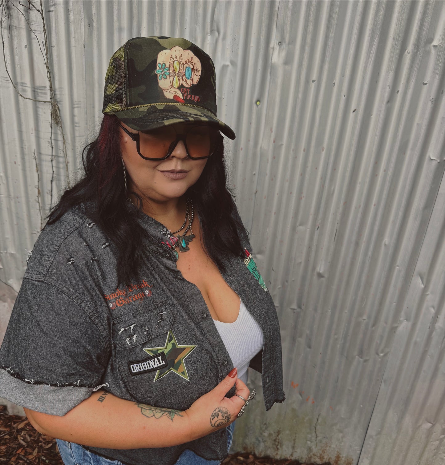 Keep on Truckin’ Button Up-size 3x