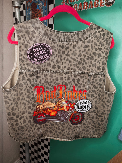 Rad Babes leopard vest-2X