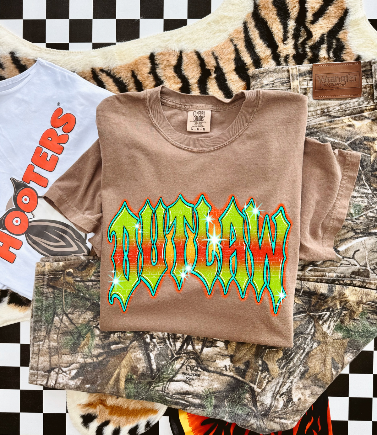 Outlaw Tee