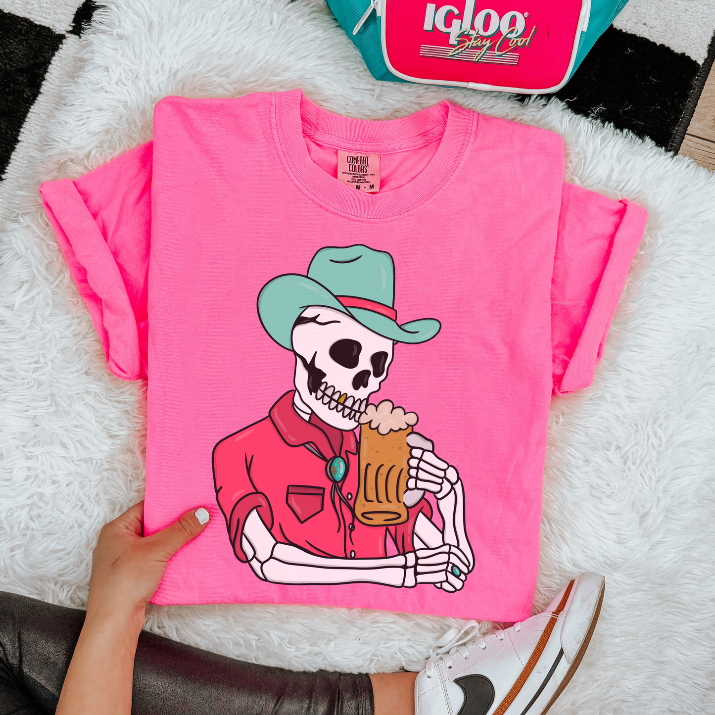 Dive Bar Skeleton tee
