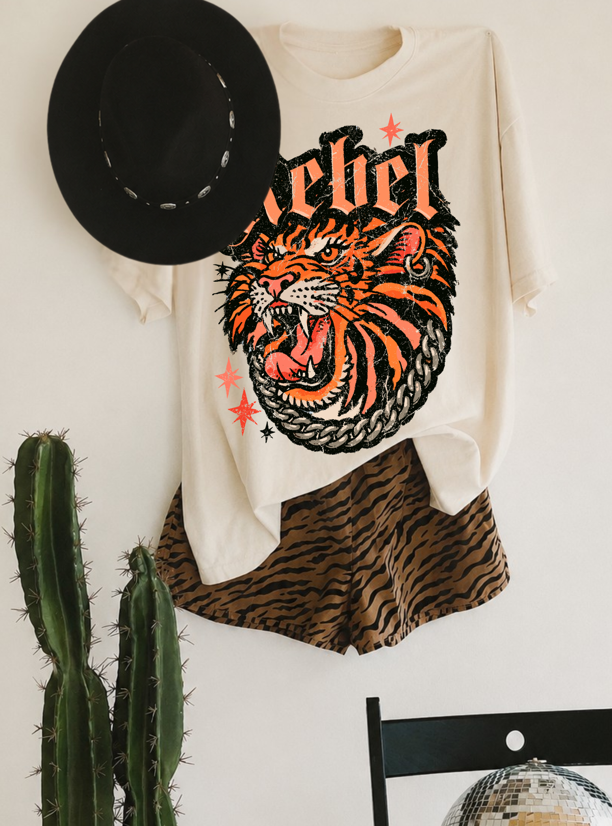 Rebel tee
