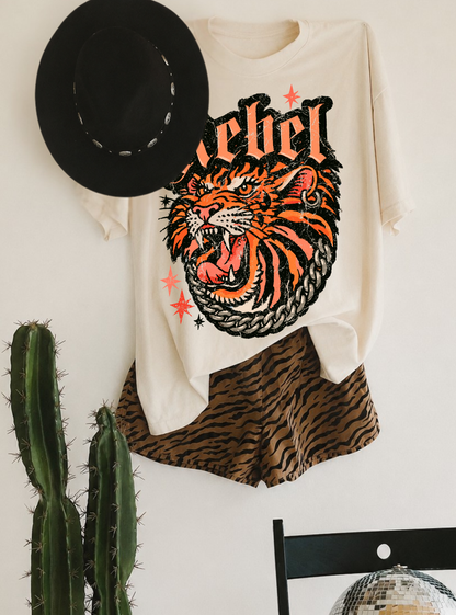 Rebel tee