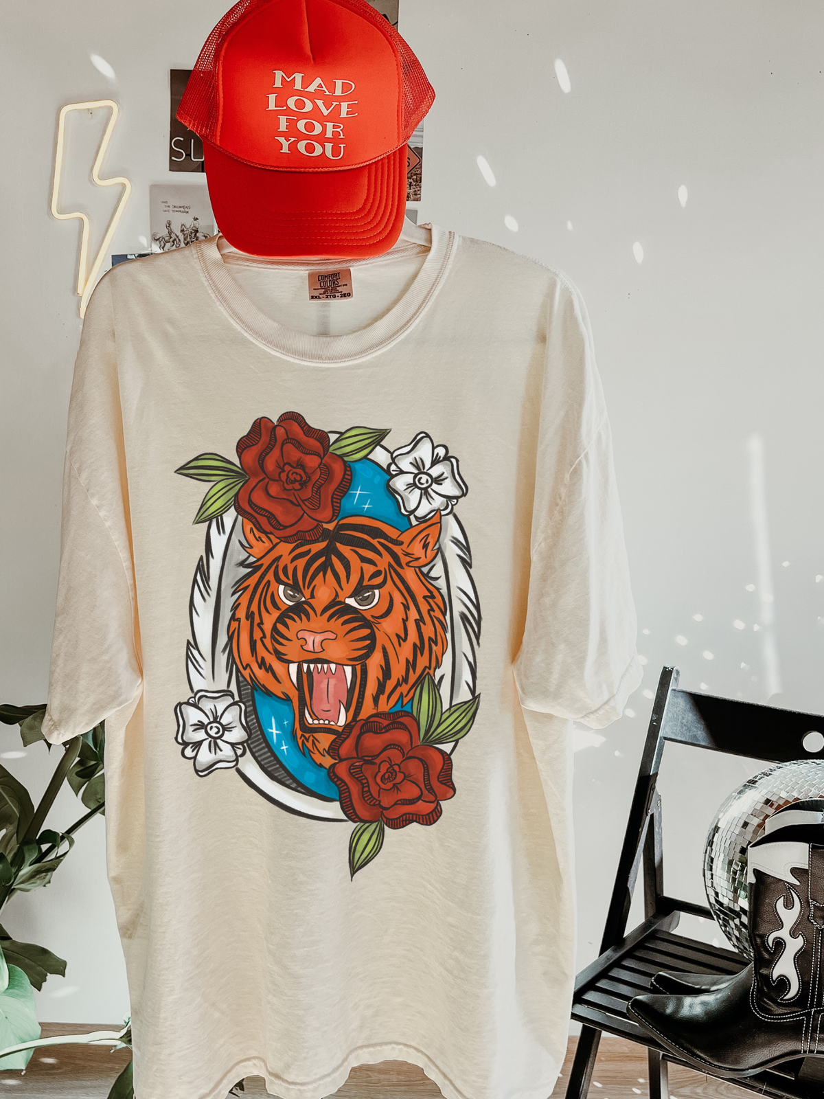 Yallternative Tiger tee