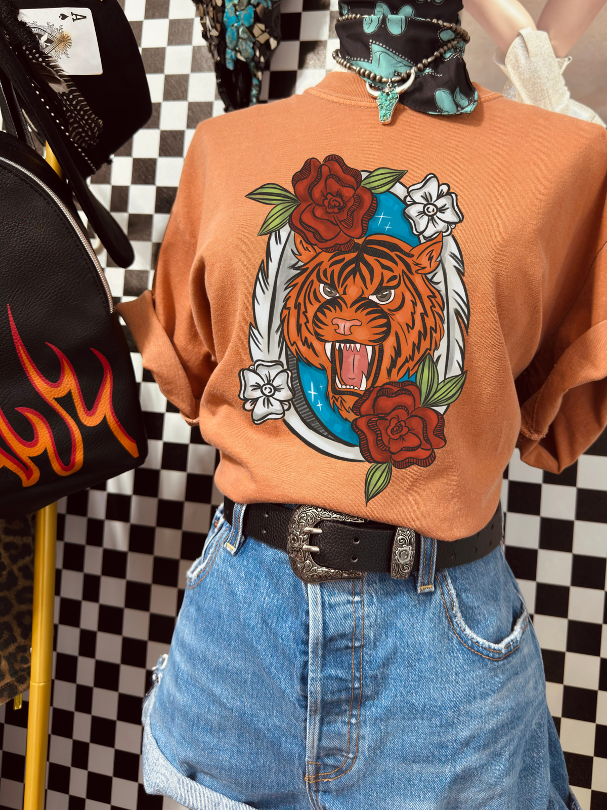 Yallternative Tiger tee