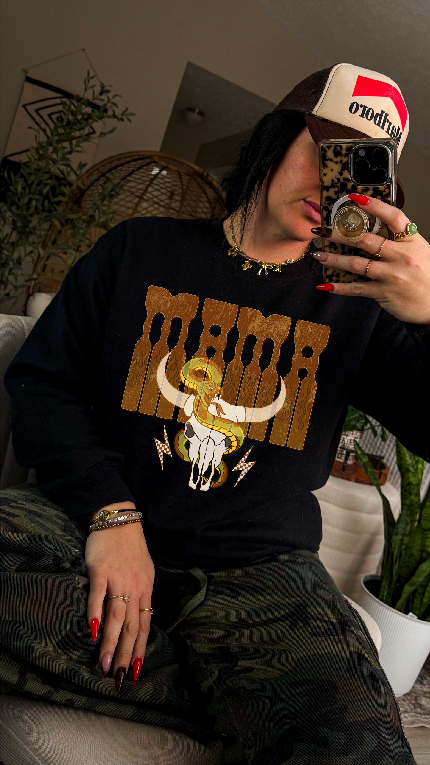 Mama Bullskull crew